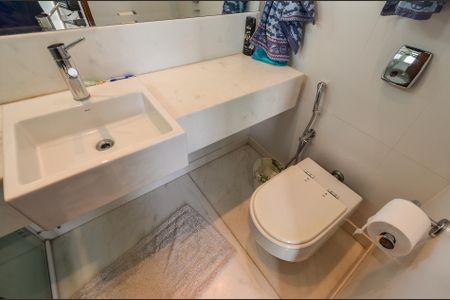 Casa à venda com 700m², 4 quartos e 6 vagas