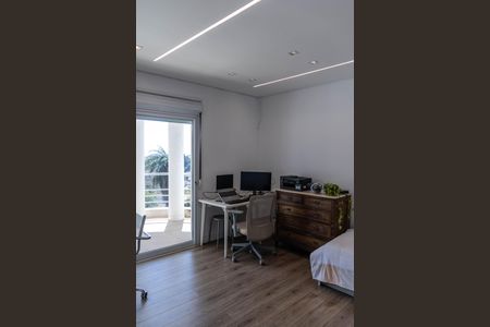 Casa à venda com 700m², 4 quartos e 6 vagas Casa à venda com 700m², 4 quartos e 6 vagasSuíte 2