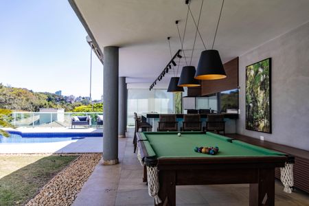 Casa à venda com 700m², 4 quartos e 6 vagas Casa à venda com 700m², 4 quartos e 6 vagasEspaço de jogos