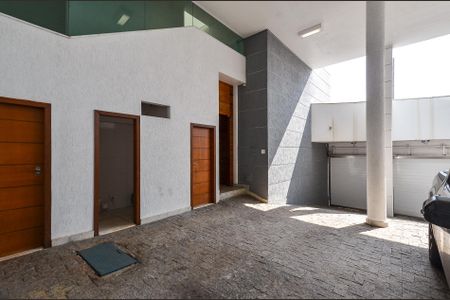 Casa à venda com 700m², 4 quartos e 6 vagas