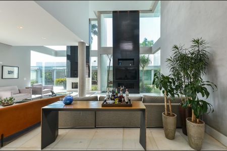 Casa à venda com 700m², 4 quartos e 6 vagas
