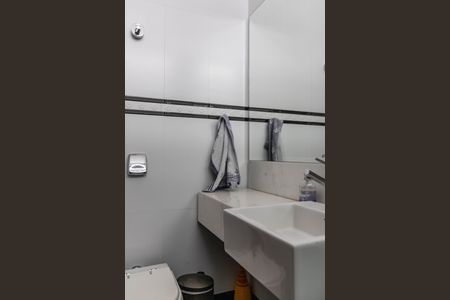 Casa à venda com 700m², 4 quartos e 6 vagas Casa à venda com 700m², 4 quartos e 6 vagasBanheiro da Suíte 4