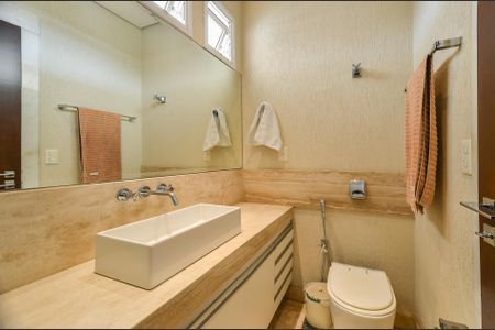Casa à venda com 700m², 4 quartos e 6 vagas