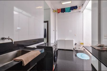 Casa à venda com 700m², 4 quartos e 6 vagas