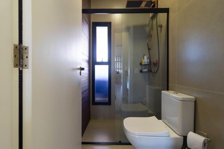 Casa de condomínio à venda com 450m², 3 quartos e 4 vagasBanheiro Social