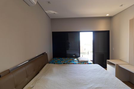 Casa de condomínio à venda com 450m², 3 quartos e 4 vagasSuíte 1