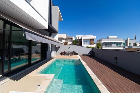 Casa de condomínio à venda com 450m², 3 quartos e 4 vagasPiscina
