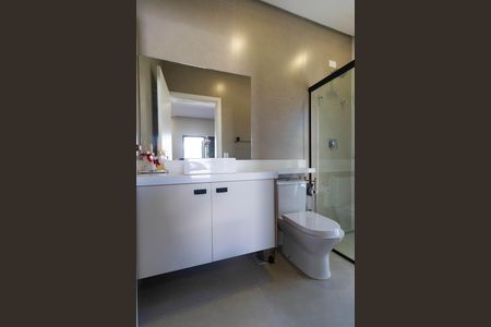 Casa de condomínio à venda com 450m², 3 quartos e 4 vagasBanheiro da Suíte 3