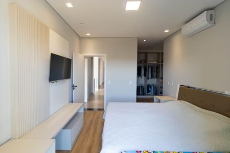 Casa de condomínio à venda com 450m², 3 quartos e 4 vagasSuíte 1