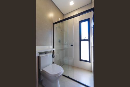 Casa de condomínio à venda com 450m², 3 quartos e 4 vagasBanheiro da Suíte 3