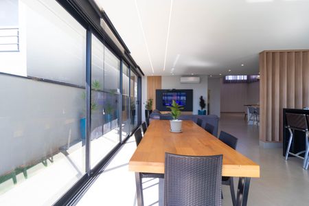 Casa de condomínio à venda com 450m², 3 quartos e 4 vagasSala de Jantar