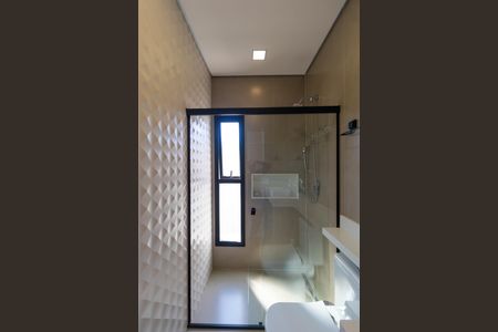 Casa de condomínio à venda com 450m², 3 quartos e 4 vagasBanheiro da Suíte 2