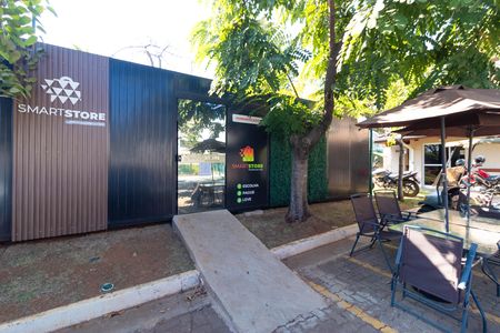 Casa de condomínio à venda com 450m², 3 quartos e 4 vagasÁrea comum - Mini Mercado