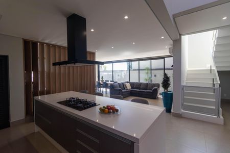 Casa de condomínio à venda com 450m², 3 quartos e 4 vagasCozinha