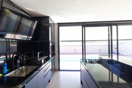 Casa de condomínio à venda com 450m², 3 quartos e 4 vagasChurrasqueira