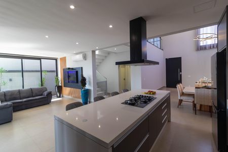 Casa de condomínio à venda com 450m², 3 quartos e 4 vagasCozinha