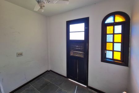 Casa à venda com 360m², 2 quartos e 3 vagasQuarto de Serviço