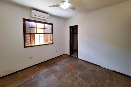 Casa à venda com 360m², 2 quartos e 3 vagasQuarto 1