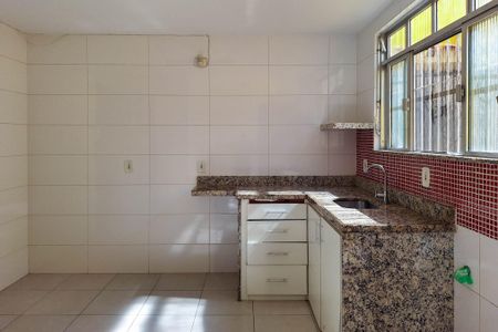 Casa à venda com 360m², 2 quartos e 3 vagasCozinha