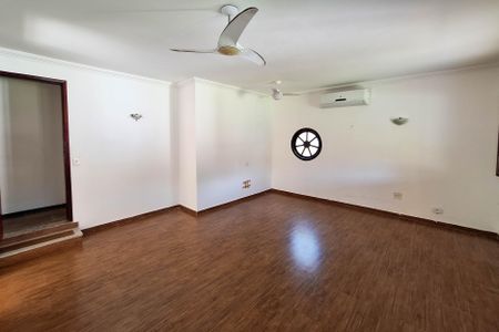 Casa à venda com 360m², 2 quartos e 3 vagasSala