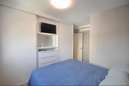 Apartamento à venda com 82m², 3 quartos e 2 vagas Suíte