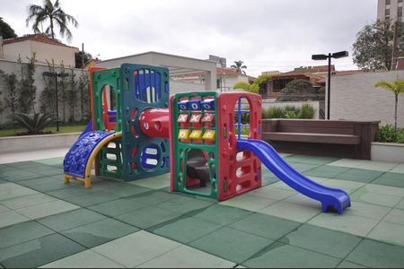Apartamento à venda com 82m², 3 quartos e 2 vagasÁrea comum - Playground