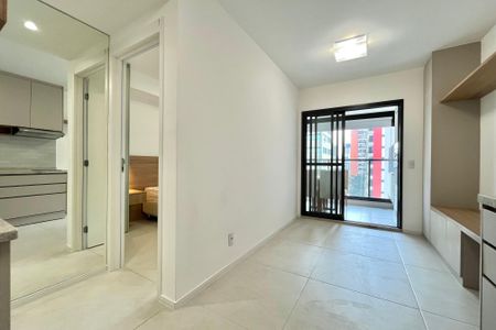 Sala/cozinha de apartamento para alugar com 1 quarto, 38m² em Vila Clementino, São Paulo