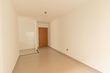 Apartamento à venda com 90m², 2 quartos e 1 vaga Apartamento à venda com 90m², 2 quartos e 1 vagaSala