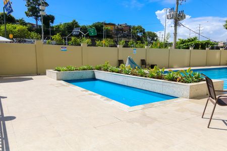 Apartamento para alugar com 40m², 2 quartos e sem vagaÁrea comum - Piscina