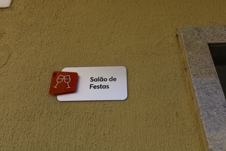 Apartamento para alugar com 40m², 2 quartos e sem vagaÁrea comum - Salão de festas