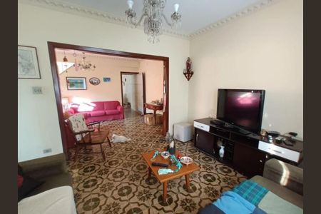 Casa à venda com 140m², 5 quartos e 4 vagasSala