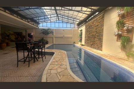 Casa para alugar com 799m², 6 quartos e 3 vagas Casa para alugar com 799m², 6 quartos e 3 vagasPiscina