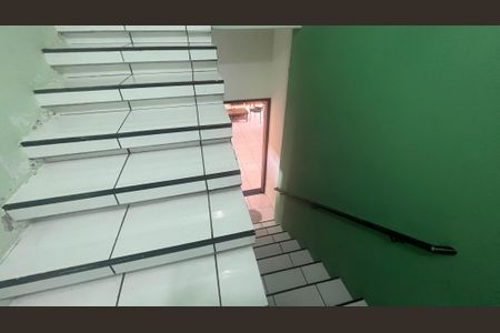 Casa para alugar com 799m², 6 quartos e 3 vagas Casa para alugar com 799m², 6 quartos e 3 vagasEscada