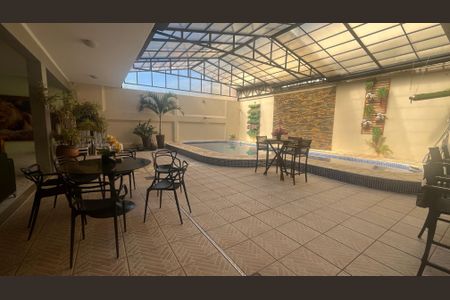 Casa para alugar com 799m², 6 quartos e 3 vagas Casa para alugar com 799m², 6 quartos e 3 vagasÁrea comum - Piscina