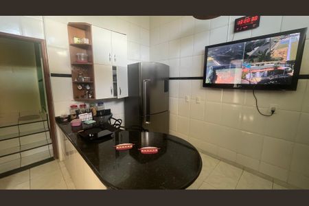 Casa para alugar com 799m², 6 quartos e 3 vagas Casa para alugar com 799m², 6 quartos e 3 vagasCozinha