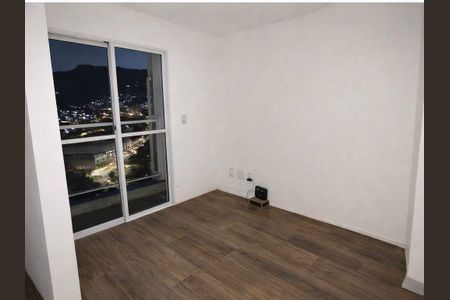 Apartamento à venda com 2 quartos, 42m² em Santo Cristo, Rio de Janeiro