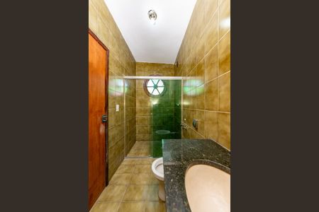 Casa para alugar com 563m², 5 quartos e 6 vagasBanheiro da Suíte 2