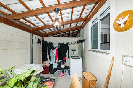 Apartamento à venda com 48m², 2 quartos e 1 vaga Apartamento à venda com 48m², 2 quartos e 1 vagaVaranda