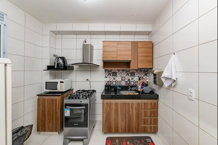 Apartamento à venda com 48m², 2 quartos e 1 vaga Apartamento à venda com 48m², 2 quartos e 1 vagaCozinha