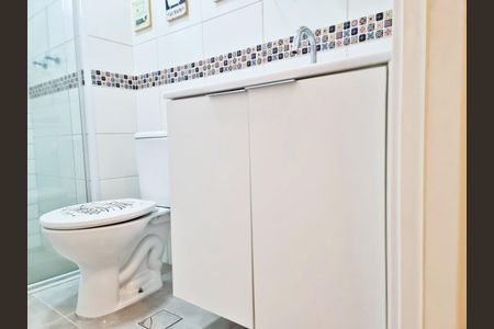 Apartamento à venda com 66m², 2 quartos e 2 vagas Apartamento à venda com 66m², 2 quartos e 2 vagasBanheiro Social