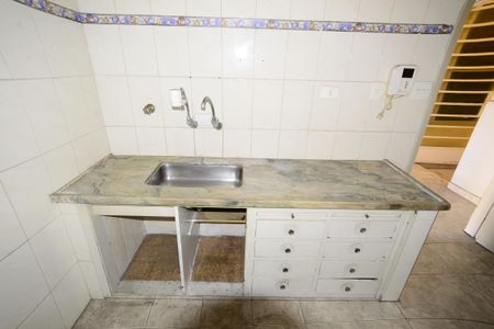 Casa à venda com 110m², 2 quartos e 2 vagasCozinha