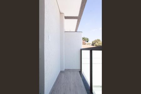 Casa à venda com 100m², 2 quartos e 1 vaga Casa à venda com 100m², 2 quartos e 1 vagaQuarto 1 - Varanda