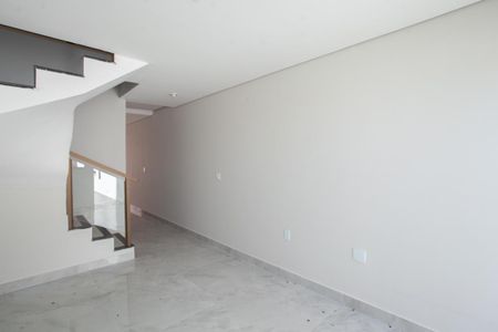 Casa à venda com 120m², 2 quartos e 1 vaga Casa à venda com 120m², 2 quartos e 1 vagaSala