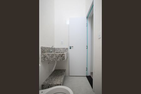 Casa à venda com 120m², 2 quartos e 1 vaga Casa à venda com 120m², 2 quartos e 1 vagaBanheiro da Suíte