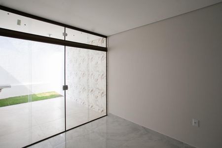 Casa à venda com 120m², 2 quartos e 1 vaga Casa à venda com 120m², 2 quartos e 1 vagaCozinha