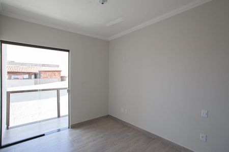 Casa à venda com 120m², 2 quartos e 1 vaga Casa à venda com 120m², 2 quartos e 1 vagaSuíte