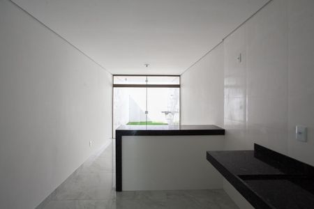 Casa à venda com 120m², 2 quartos e 1 vaga Casa à venda com 120m², 2 quartos e 1 vagaCozinha