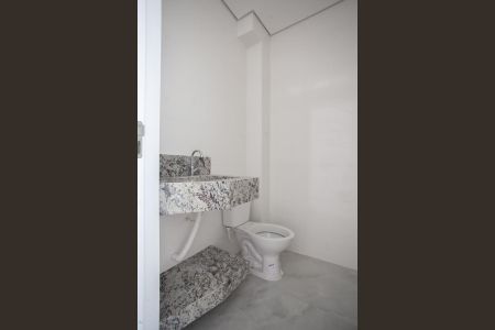 Casa à venda com 120m², 2 quartos e 1 vaga Casa à venda com 120m², 2 quartos e 1 vagaLavabo da Sala