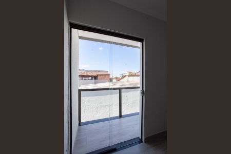 Casa à venda com 120m², 2 quartos e 1 vaga Casa à venda com 120m², 2 quartos e 1 vagaVaranda da Suíte