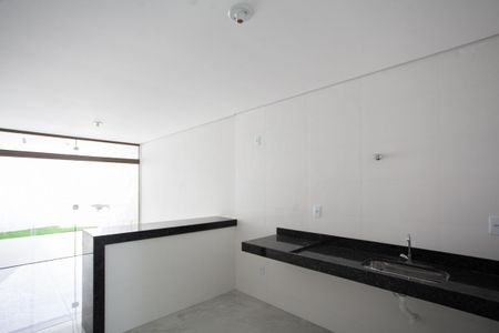 Casa à venda com 120m², 2 quartos e 1 vaga Casa à venda com 120m², 2 quartos e 1 vagaCozinha